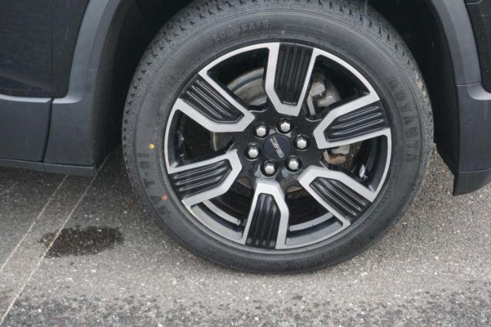 2019 Ebony Twilight Metallic /Cocoa/Light Ash Gray GMC Acadia SLT-1 (1GKKNULS3KZ) with an 3.6L V-6 gasoline direct injection engine, located at 312 Centre Ave, Schuylkill Haven, PA, 17972, (570) 593-5278, 40.638130, -76.177383 - Photo#9