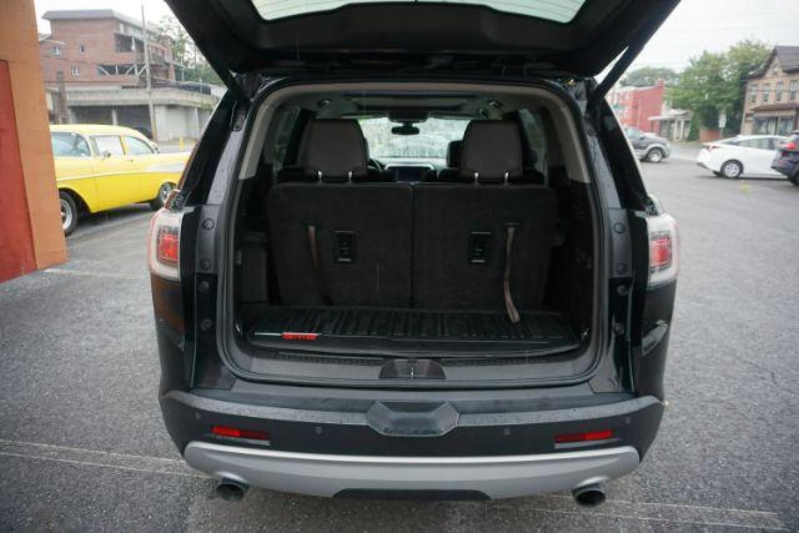 2019 Ebony Twilight Metallic /Cocoa/Light Ash Gray GMC Acadia SLT-1 (1GKKNULS3KZ) with an 3.6L V-6 gasoline direct injection engine, located at 312 Centre Ave, Schuylkill Haven, PA, 17972, (570) 593-5278, 40.638130, -76.177383 - Photo#20