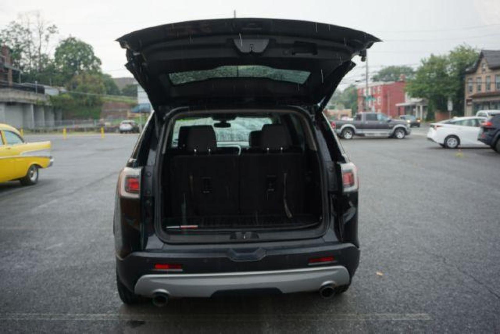 2019 Ebony Twilight Metallic /Cocoa/Light Ash Gray GMC Acadia SLT-1 (1GKKNULS3KZ) with an 3.6L V-6 gasoline direct injection engine, located at 312 Centre Ave, Schuylkill Haven, PA, 17972, (570) 593-5278, 40.638130, -76.177383 - Photo#21