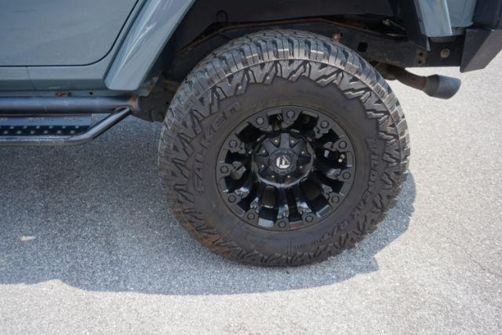 2015 Billet Silver Metallic Clearcoat /Black Jeep Wrangler Unlimited Sahara (1C4HJWEG5FL) with an 3.6L V-6 DOHC engine, located at 312 Centre Ave, Schuylkill Haven, PA, 17972, (570) 593-5278, 40.638130, -76.177383 - Photo#3