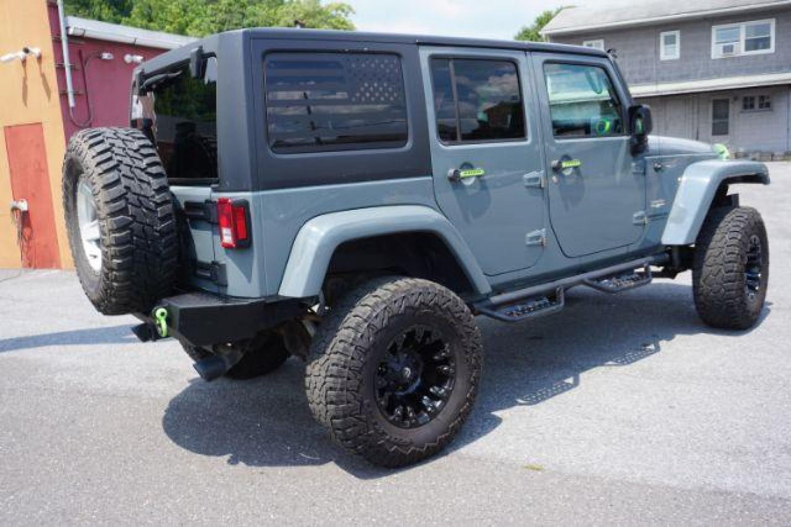 2015 Billet Silver Metallic Clearcoat /Black Jeep Wrangler Unlimited Sahara (1C4HJWEG5FL) with an 3.6L V-6 DOHC engine, located at 312 Centre Ave, Schuylkill Haven, PA, 17972, (570) 593-5278, 40.638130, -76.177383 - Photo#6