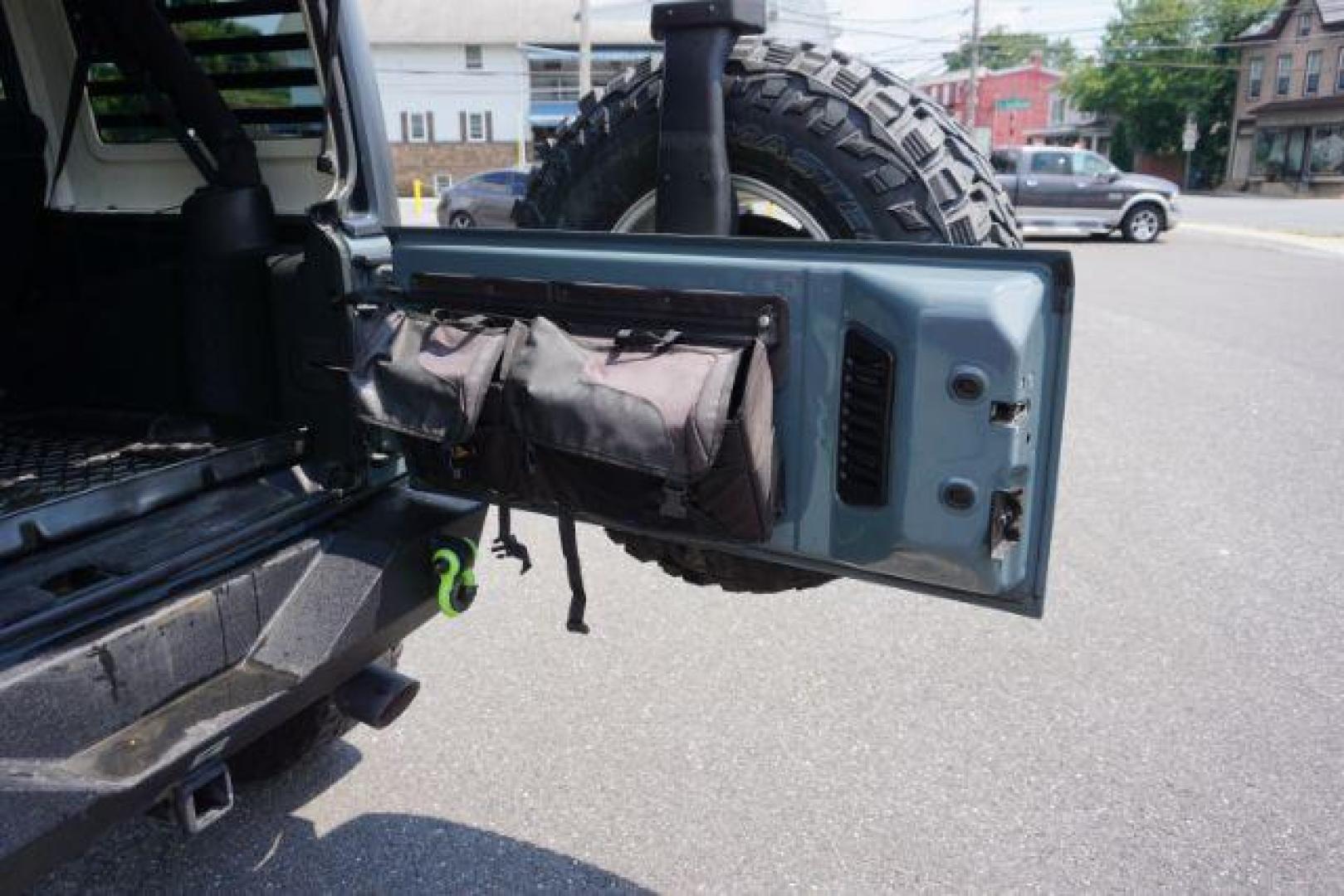 2015 Billet Silver Metallic Clearcoat /Black Jeep Wrangler Unlimited Sahara (1C4HJWEG5FL) with an 3.6L V-6 DOHC engine, located at 312 Centre Ave, Schuylkill Haven, PA, 17972, (570) 593-5278, 40.638130, -76.177383 - Photo#25