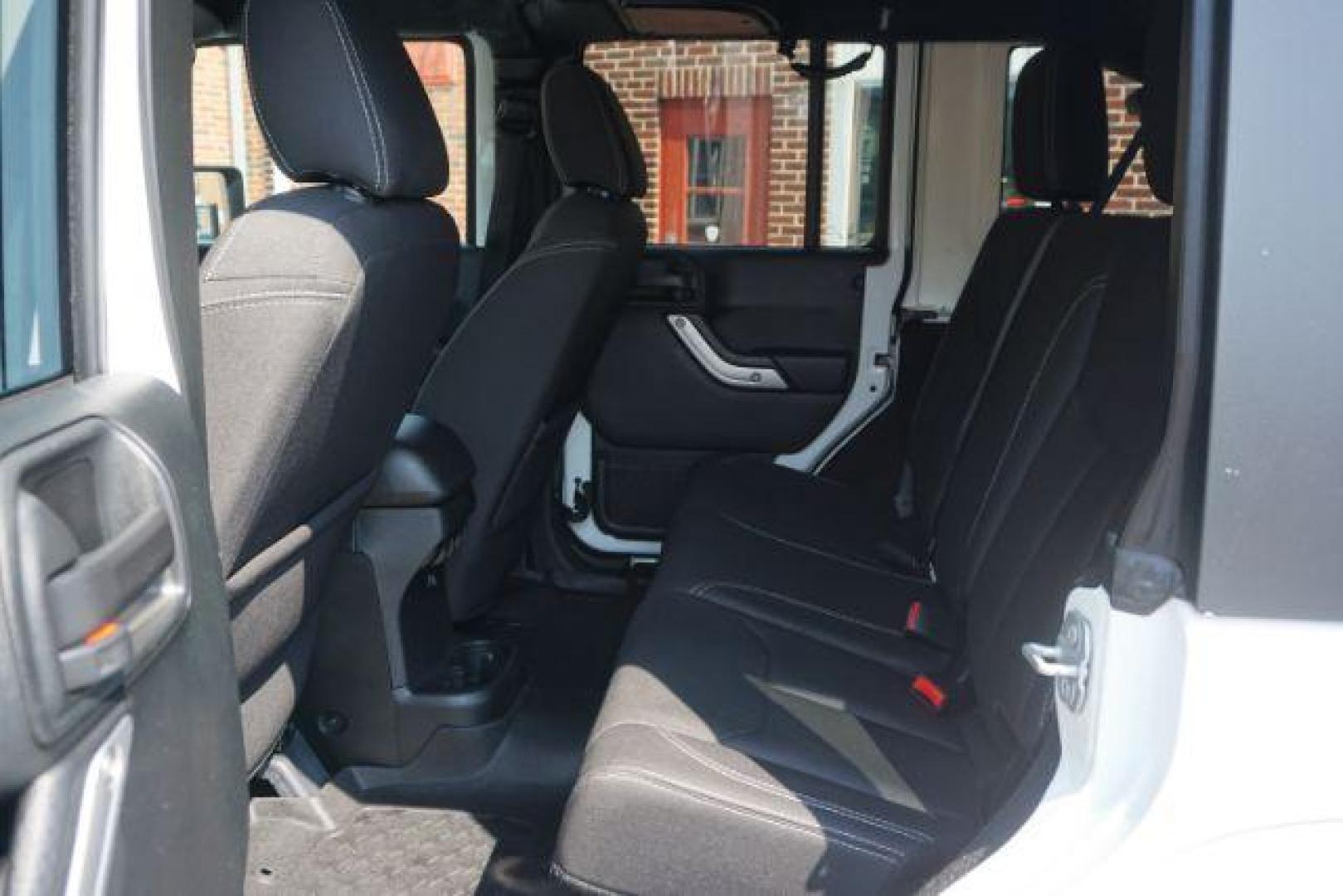 2018 Bright White Clearcoat /Black Jeep Wrangler JK Unlimited Sahara 4x4 (1C4BJWEG0JL) with an Pentastar 3.6L V-6 DOHC engine, located at 312 Centre Ave, Schuylkill Haven, PA, 17972, (570) 593-5278, 40.638130, -76.177383 - Photo#17
