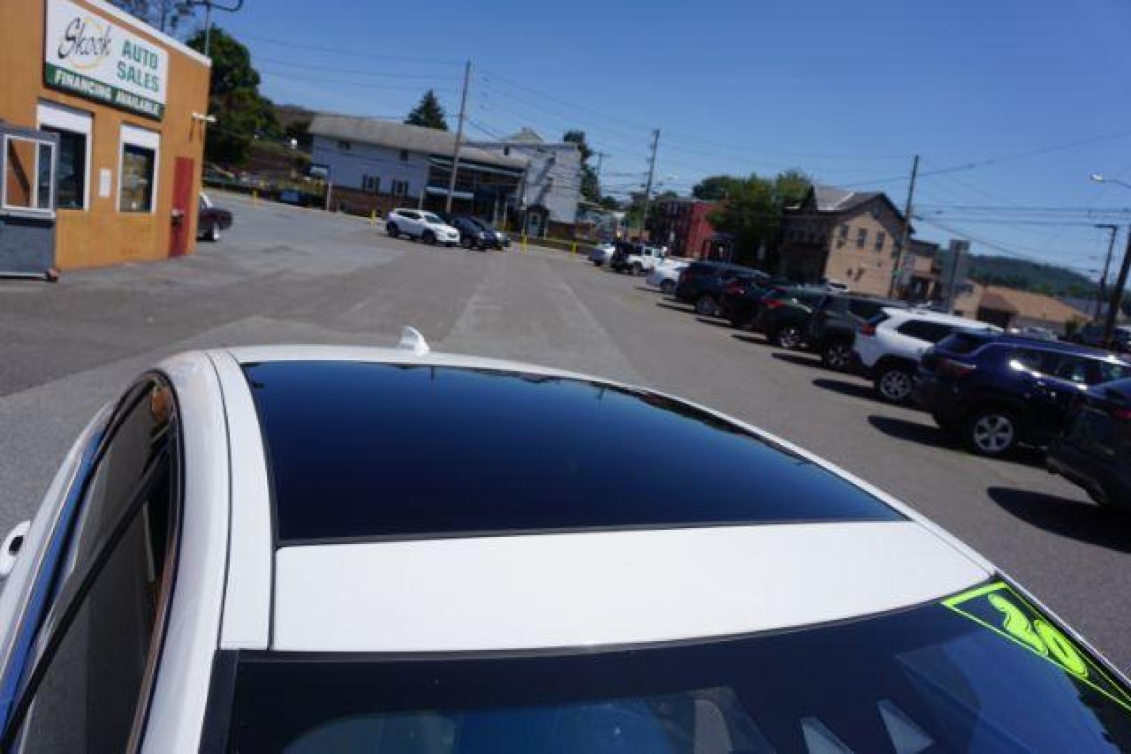 2020 Fuji White Jaguar XF Sedan 25t Premium AWD Automatic (SAJBJ4FX8LC) with an Ingenium 2L I-4 gasoline direct injection engine, located at 312 Centre Ave, Schuylkill Haven, PA, 17972, (570) 593-5278, 40.638130, -76.177383 - Photo#12