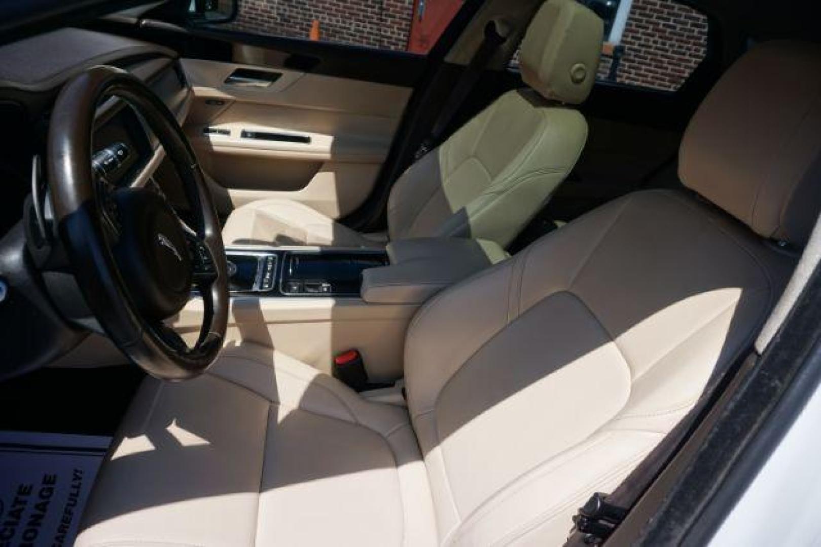2020 Fuji White Jaguar XF Sedan 25t Premium AWD Automatic (SAJBJ4FX8LC) with an Ingenium 2L I-4 gasoline direct injection engine, located at 312 Centre Ave, Schuylkill Haven, PA, 17972, (570) 593-5278, 40.638130, -76.177383 - Photo#17