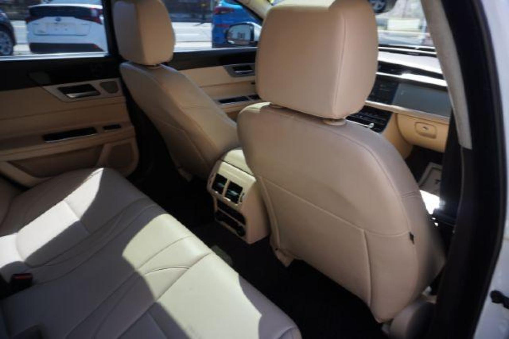 2020 Fuji White Jaguar XF Sedan 25t Premium AWD Automatic (SAJBJ4FX8LC) with an Ingenium 2L I-4 gasoline direct injection engine, located at 312 Centre Ave, Schuylkill Haven, PA, 17972, (570) 593-5278, 40.638130, -76.177383 - Photo#24