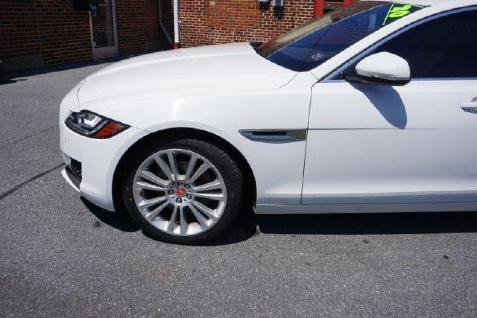 2020 Fuji White Jaguar XF Sedan 25t Premium AWD Automatic (SAJBJ4FX8LC) with an Ingenium 2L I-4 gasoline direct injection engine, located at 312 Centre Ave, Schuylkill Haven, PA, 17972, (570) 593-5278, 40.638130, -76.177383 - Photo#6