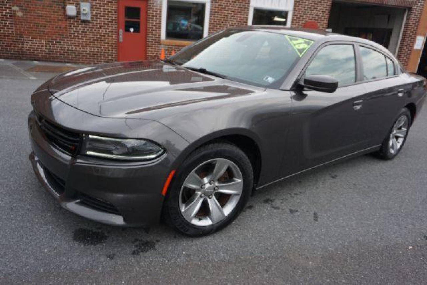 2018 Gray /gray Dodge Charger SXT Plus (2C3CDXHG6JH) with an 3.6L V6 DOHC 24V engine, 8-Speed Automatic transmission, located at 312 Centre Ave, Schuylkill Haven, PA, 17972, (570) 593-5278, 40.638130, -76.177383 - Photo#2