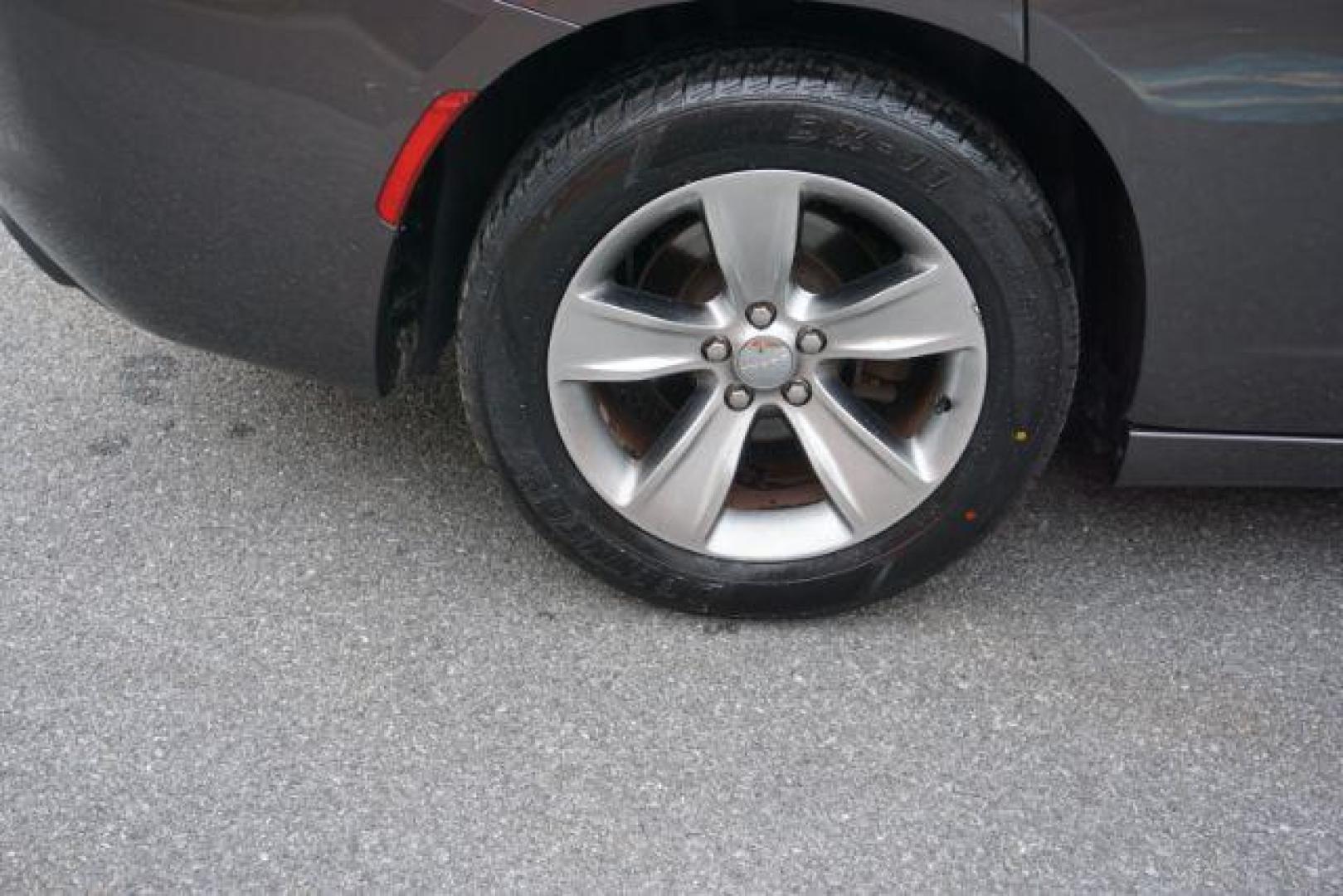 2018 Gray /gray Dodge Charger SXT Plus (2C3CDXHG6JH) with an 3.6L V6 DOHC 24V engine, 8-Speed Automatic transmission, located at 312 Centre Ave, Schuylkill Haven, PA, 17972, (570) 593-5278, 40.638130, -76.177383 - Photo#15