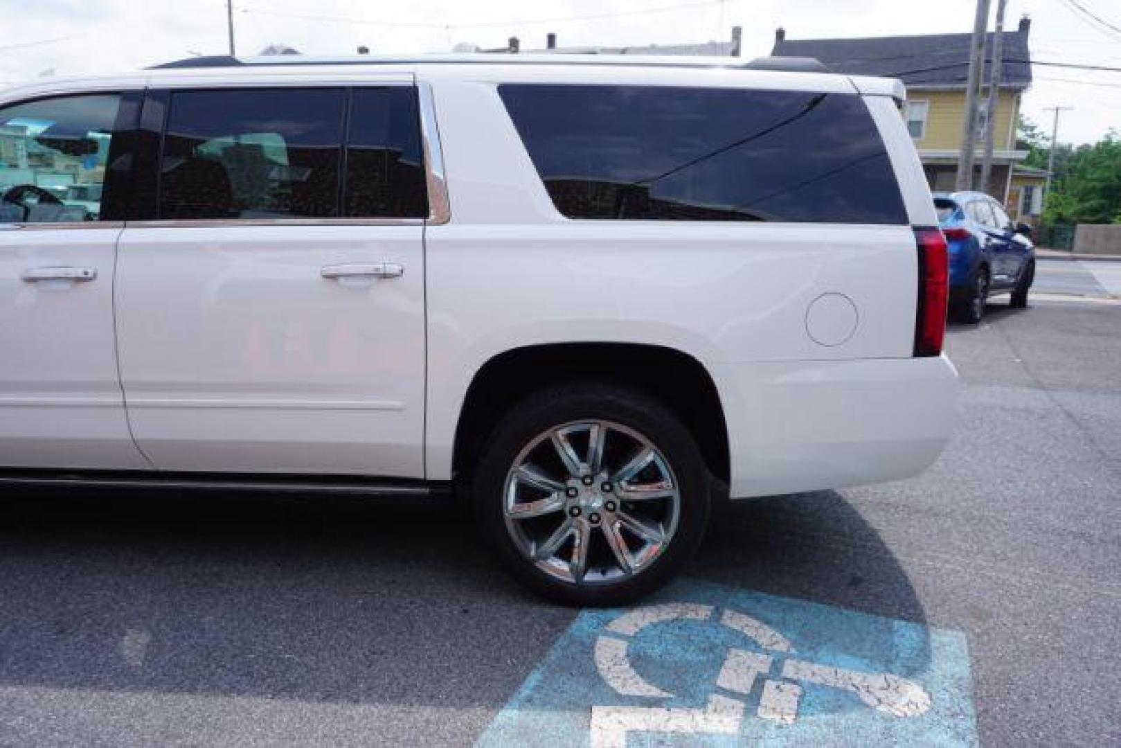 2018 Summit White /Jet Black Chevrolet Suburban Premier (1GNSKJKC3JR) with an EcoTec3 5.3L V-8 gasoline direct injection engine, located at 312 Centre Ave, Schuylkill Haven, PA, 17972, (570) 593-5278, 40.638130, -76.177383 - Photo#3