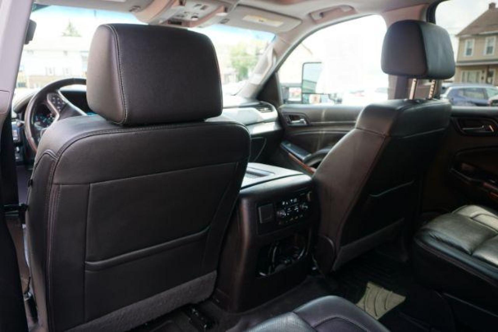 2018 Summit White /Jet Black Chevrolet Suburban Premier (1GNSKJKC3JR) with an EcoTec3 5.3L V-8 gasoline direct injection engine, located at 312 Centre Ave, Schuylkill Haven, PA, 17972, (570) 593-5278, 40.638130, -76.177383 - Photo#29