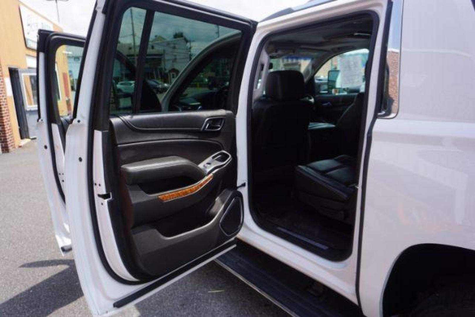 2018 Summit White /Jet Black Chevrolet Suburban Premier (1GNSKJKC3JR) with an EcoTec3 5.3L V-8 gasoline direct injection engine, located at 312 Centre Ave, Schuylkill Haven, PA, 17972, (570) 593-5278, 40.638130, -76.177383 - Photo#32