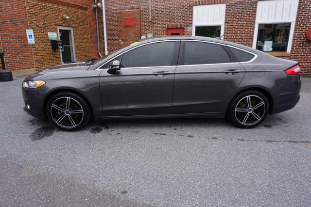 photo of 2015 Ford Fusion SE