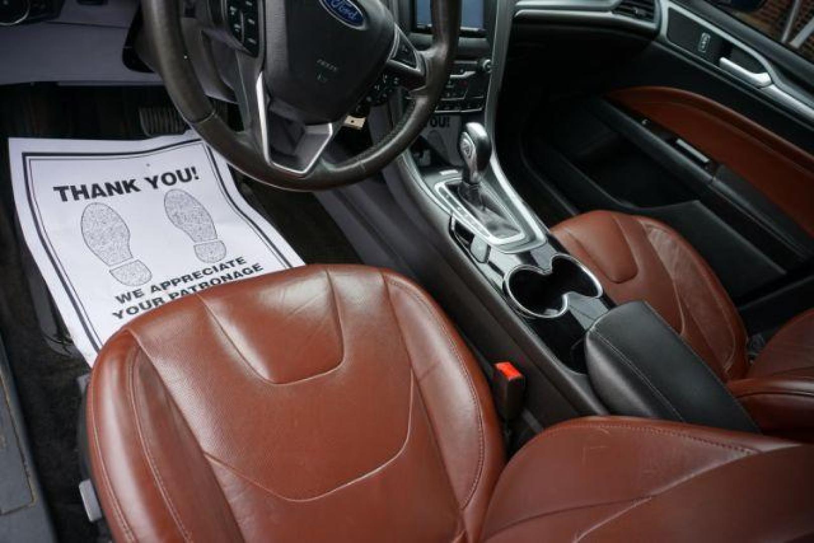 2015 Gray /Terracotta Ford Fusion SE (3FA6P0HD3FR) , located at 312 Centre Ave, Schuylkill Haven, PA, 17972, (570) 593-5278, 40.638130, -76.177383 - Photo#16