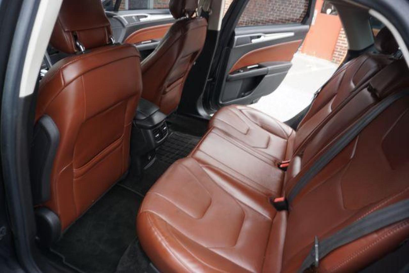 2015 Gray /Terracotta Ford Fusion SE (3FA6P0HD3FR) , located at 312 Centre Ave, Schuylkill Haven, PA, 17972, (570) 593-5278, 40.638130, -76.177383 - Photo#23
