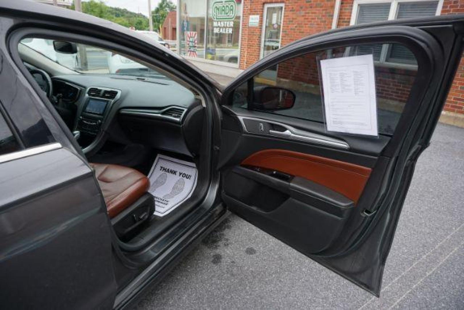 2015 Gray /Terracotta Ford Fusion SE (3FA6P0HD3FR) , located at 312 Centre Ave, Schuylkill Haven, PA, 17972, (570) 593-5278, 40.638130, -76.177383 - Photo#32