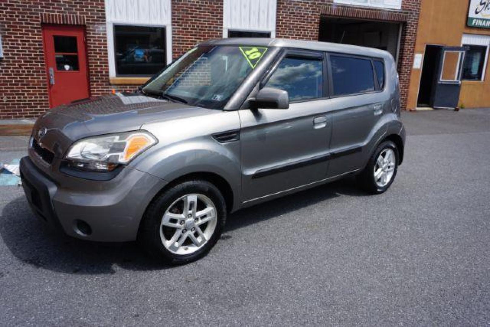 2010 Titanium /Black Kia Soul + (KNDJT2A24A7) with an 2L I-4 DOHC engine, located at 312 Centre Ave, Schuylkill Haven, PA, 17972, (570) 593-5278, 40.638130, -76.177383 - Photo#4