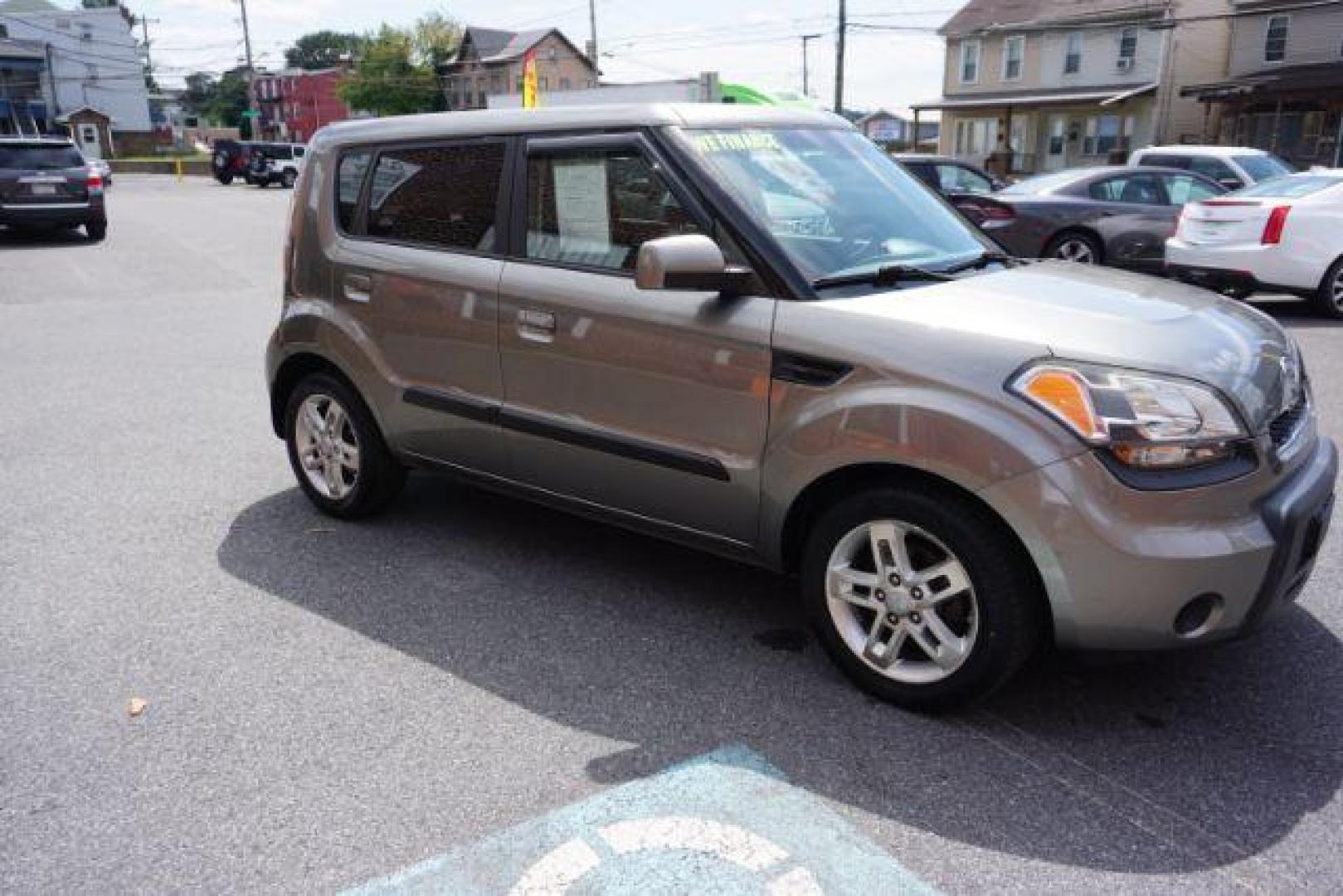 2010 Titanium /Black Kia Soul + (KNDJT2A24A7) with an 2L I-4 DOHC engine, located at 312 Centre Ave, Schuylkill Haven, PA, 17972, (570) 593-5278, 40.638130, -76.177383 - Photo#19