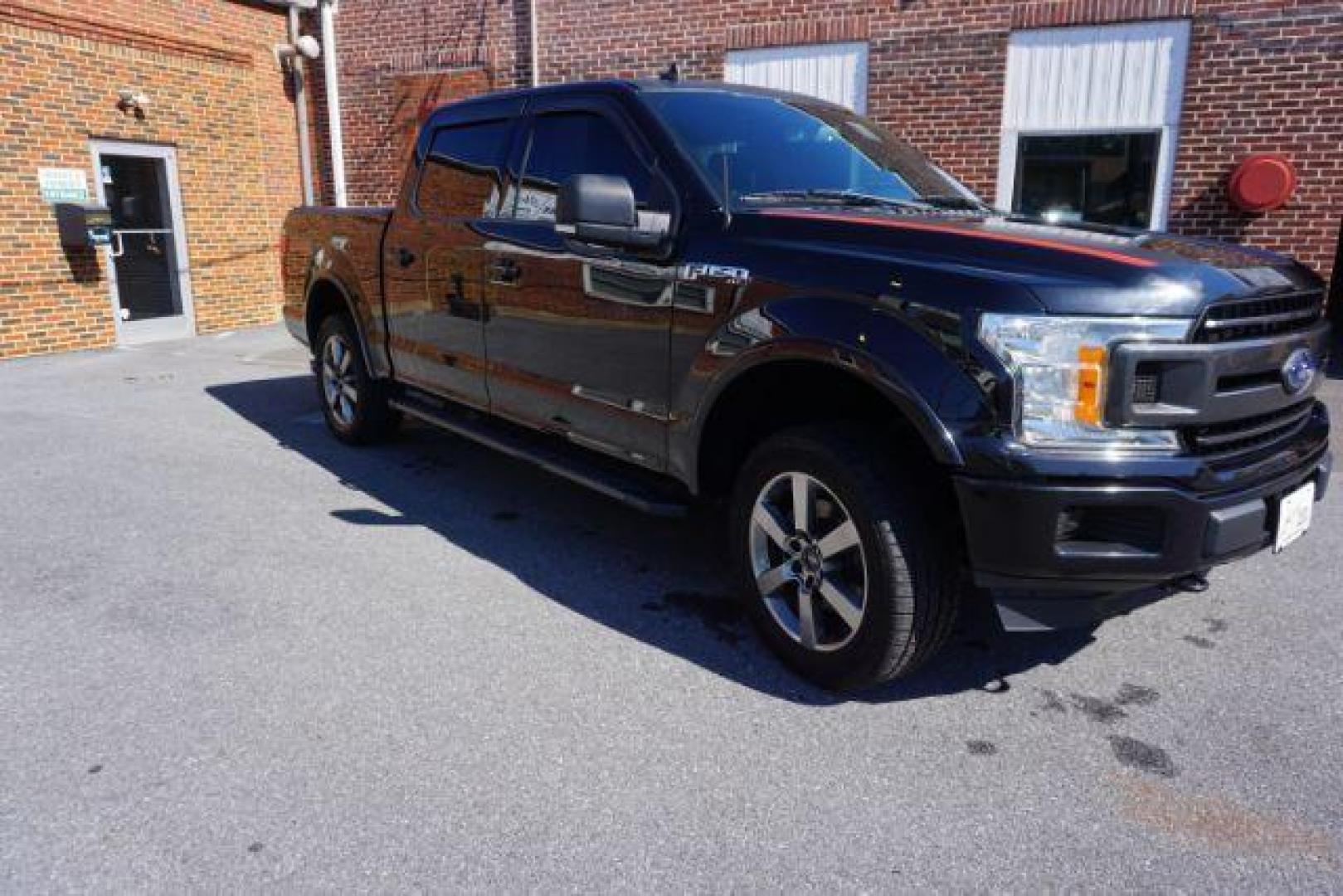 2020 Agate Black Metallic Ford F-150 XLT (1FTEW1EP1LF) with an EcoBoost 2.7L V-6 port/direct injection engine, located at 312 Centre Ave, Schuylkill Haven, PA, 17972, (570) 593-5278, 40.638130, -76.177383 - Photo#4