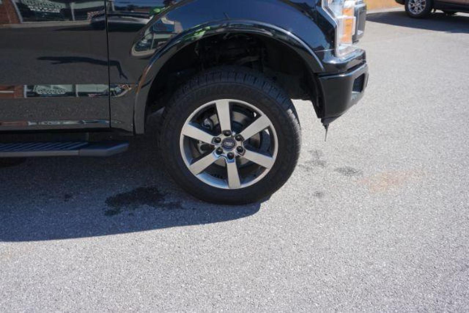 2020 Agate Black Metallic Ford F-150 XLT (1FTEW1EP1LF) with an EcoBoost 2.7L V-6 port/direct injection engine, located at 312 Centre Ave, Schuylkill Haven, PA, 17972, (570) 593-5278, 40.638130, -76.177383 - Photo#7