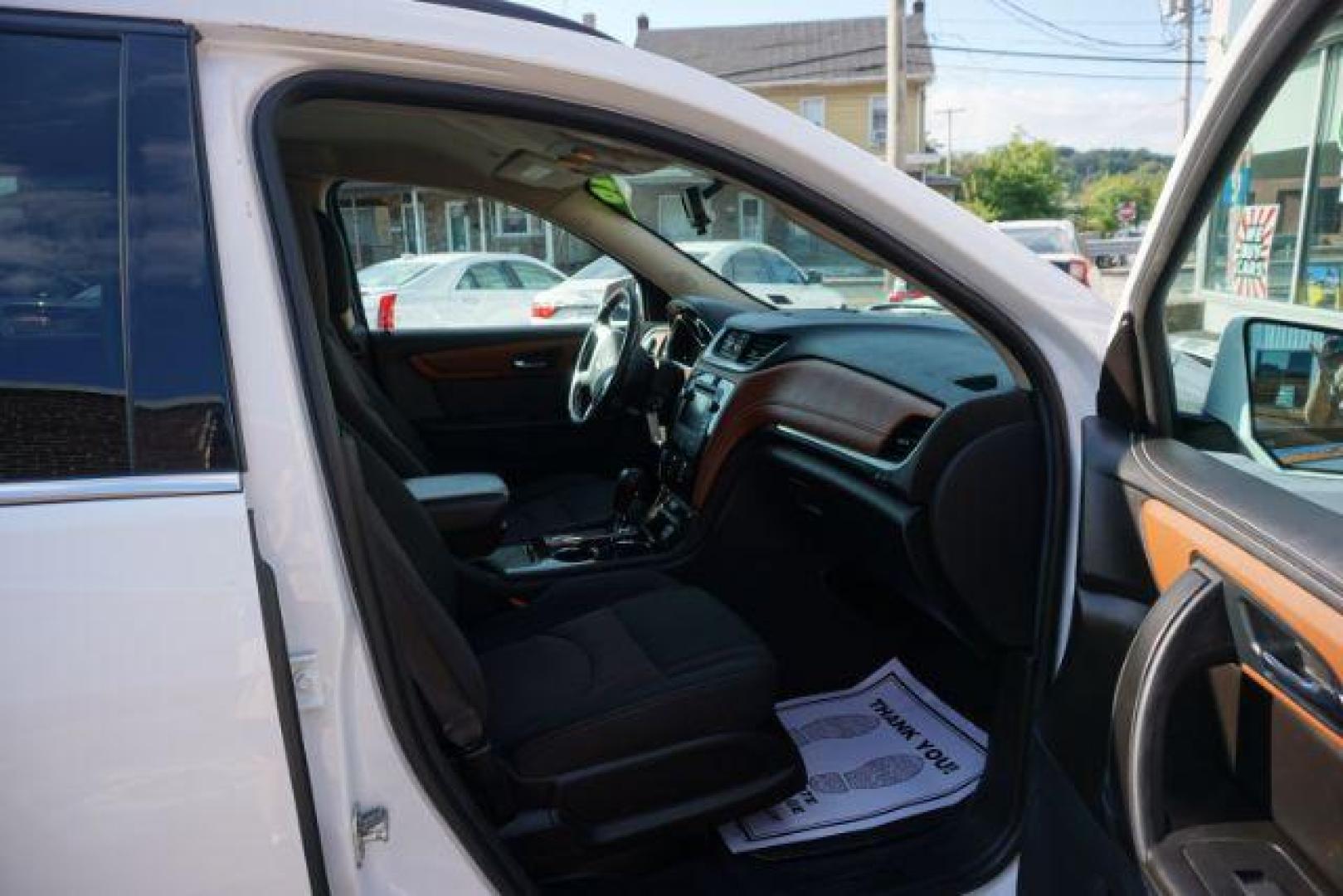 2016 Summit White /Dark Titanium/Light Titanium Chevrolet Traverse 1LT (1GNKVGKD3GJ) with an 3.6L V-6 gasoline direct injection engine, located at 312 Centre Ave, Schuylkill Haven, PA, 17972, (570) 593-5278, 40.638130, -76.177383 - Photo#45