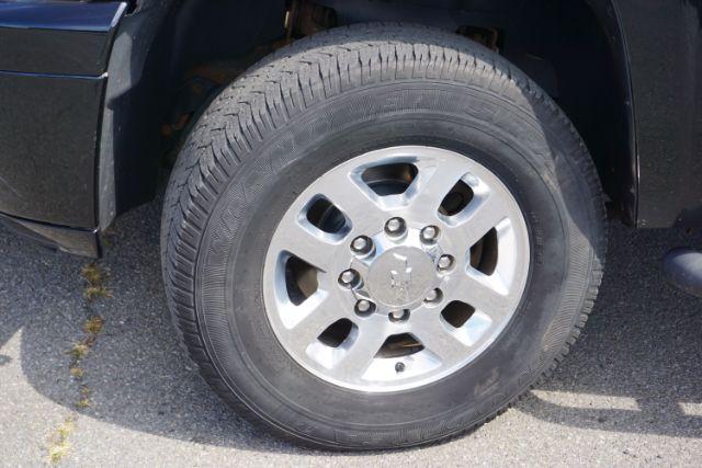 2014 Black /Light Cashmere/Dark Cashmere Chevrolet Silverado 2500HD LTZ (1GC1KYEG9EF) with an Vortec 6L V-8 variable valve control engine, located at 312 Centre Ave, Schuylkill Haven, PA, 17972, (570) 593-5278, 40.638130, -76.177383 - Photo#8