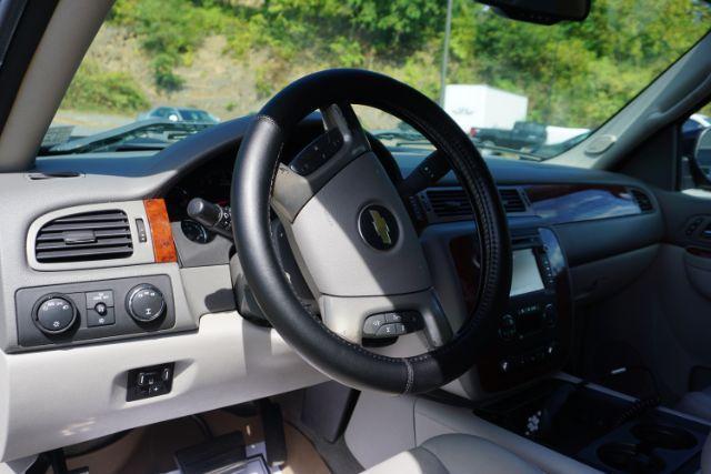 2014 Black /Light Cashmere/Dark Cashmere Chevrolet Silverado 2500HD LTZ (1GC1KYEG9EF) with an Vortec 6L V-8 variable valve control engine, located at 312 Centre Ave, Schuylkill Haven, PA, 17972, (570) 593-5278, 40.638130, -76.177383 - Photo#28