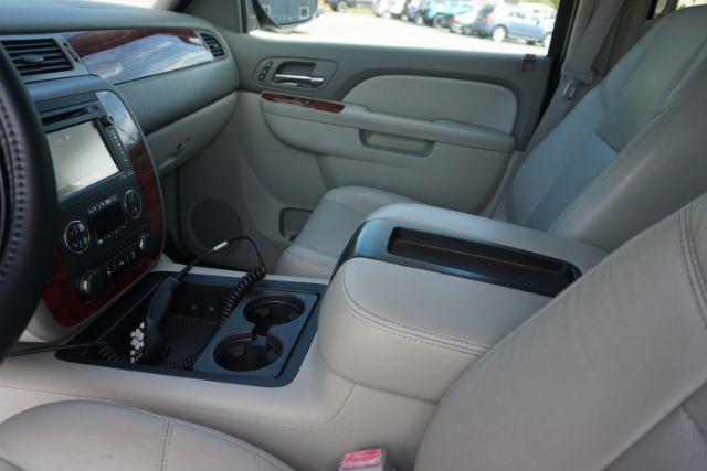 2014 Black /Light Cashmere/Dark Cashmere Chevrolet Silverado 2500HD LTZ (1GC1KYEG9EF) with an Vortec 6L V-8 variable valve control engine, located at 312 Centre Ave, Schuylkill Haven, PA, 17972, (570) 593-5278, 40.638130, -76.177383 - Photo#30