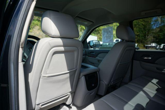 2014 Black /Light Cashmere/Dark Cashmere Chevrolet Silverado 2500HD LTZ (1GC1KYEG9EF) with an Vortec 6L V-8 variable valve control engine, located at 312 Centre Ave, Schuylkill Haven, PA, 17972, (570) 593-5278, 40.638130, -76.177383 - Photo#38