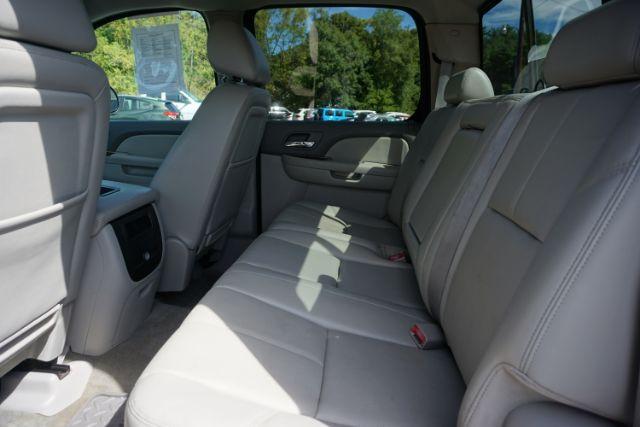 2014 Black /Light Cashmere/Dark Cashmere Chevrolet Silverado 2500HD LTZ (1GC1KYEG9EF) with an Vortec 6L V-8 variable valve control engine, located at 312 Centre Ave, Schuylkill Haven, PA, 17972, (570) 593-5278, 40.638130, -76.177383 - Photo#40