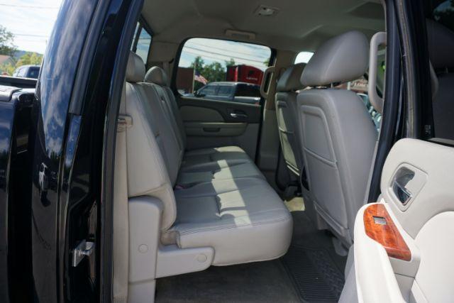 2014 Black /Light Cashmere/Dark Cashmere Chevrolet Silverado 2500HD LTZ (1GC1KYEG9EF) with an Vortec 6L V-8 variable valve control engine, located at 312 Centre Ave, Schuylkill Haven, PA, 17972, (570) 593-5278, 40.638130, -76.177383 - Photo#45