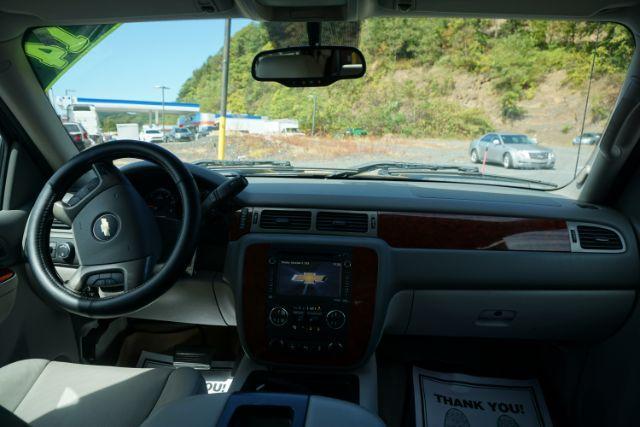 2014 Black /Light Cashmere/Dark Cashmere Chevrolet Silverado 2500HD LTZ (1GC1KYEG9EF) with an Vortec 6L V-8 variable valve control engine, located at 312 Centre Ave, Schuylkill Haven, PA, 17972, (570) 593-5278, 40.638130, -76.177383 - Photo#51