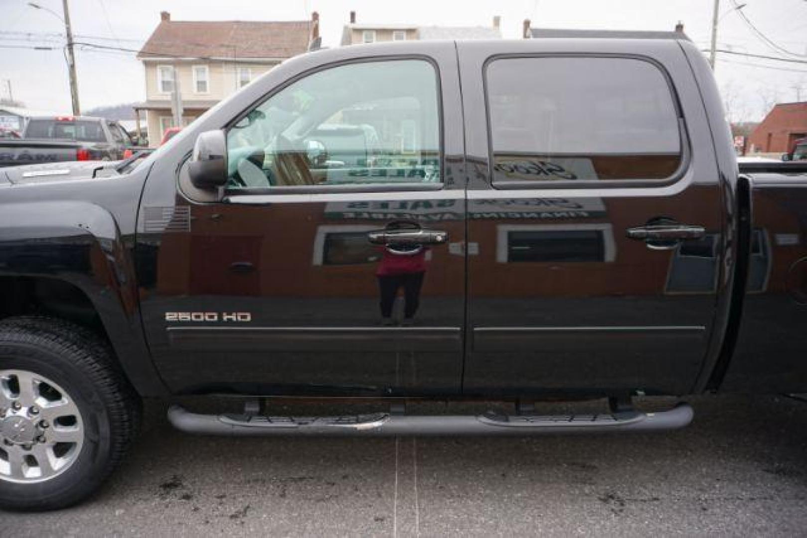 2014 Black /Light Cashmere/Dark Cashmere Chevrolet Silverado 2500HD LTZ (1GC1KYEG9EF) with an Vortec 6L V-8 variable valve control engine, located at 312 Centre Ave, Schuylkill Haven, PA, 17972, (570) 593-5278, 40.638130, -76.177383 - Photo#4