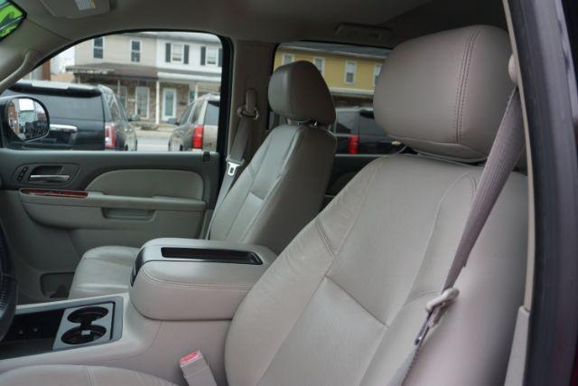 2014 Black /Light Cashmere/Dark Cashmere Chevrolet Silverado 2500HD LTZ (1GC1KYEG9EF) with an Vortec 6L V-8 variable valve control engine, located at 312 Centre Ave, Schuylkill Haven, PA, 17972, (570) 593-5278, 40.638130, -76.177383 - Photo#70
