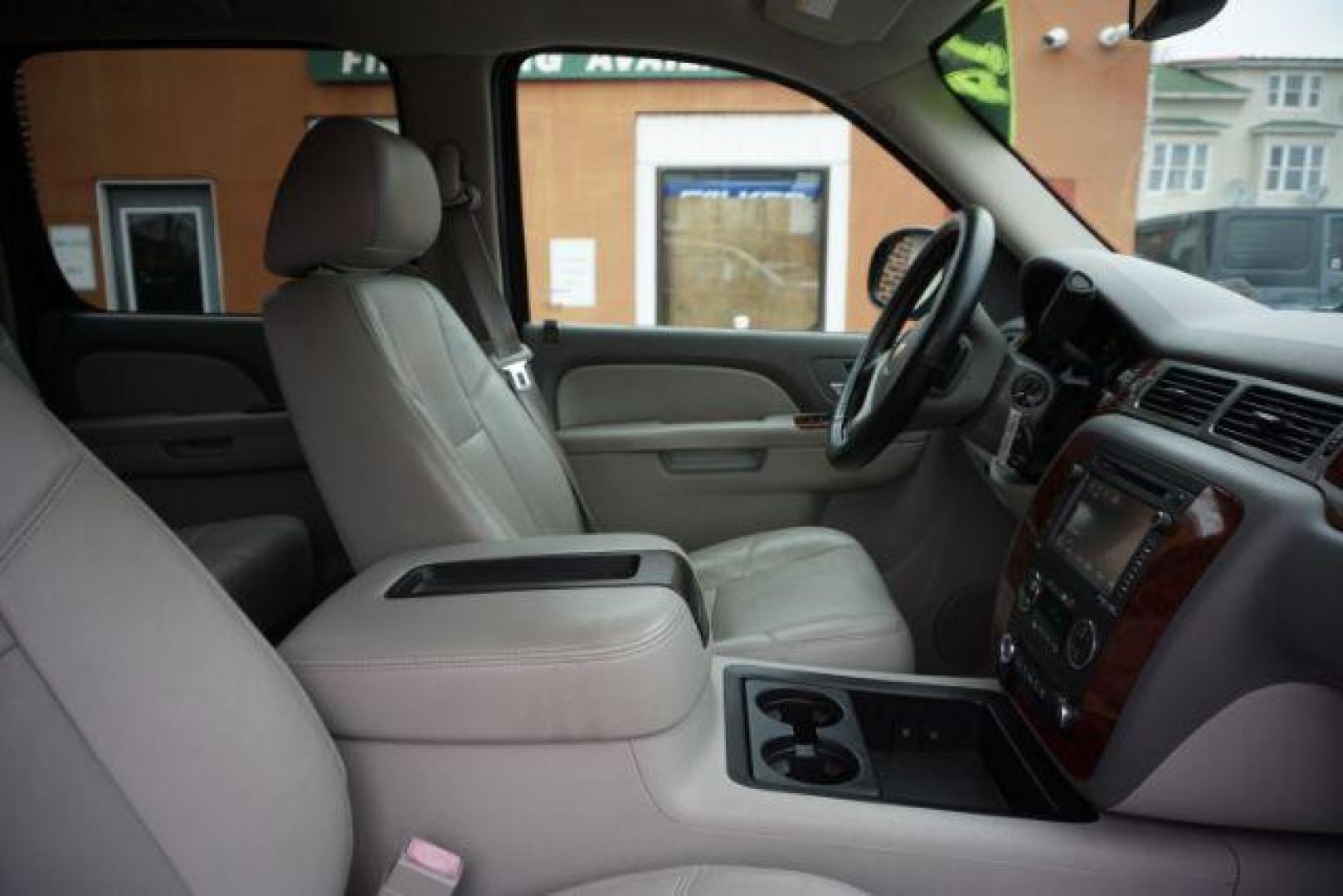 2014 Black /Light Cashmere/Dark Cashmere Chevrolet Silverado 2500HD LTZ (1GC1KYEG9EF) with an Vortec 6L V-8 variable valve control engine, located at 312 Centre Ave, Schuylkill Haven, PA, 17972, (570) 593-5278, 40.638130, -76.177383 - Photo#35