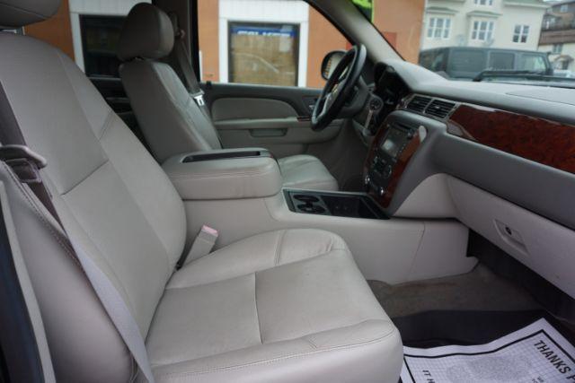 2014 Black /Light Cashmere/Dark Cashmere Chevrolet Silverado 2500HD LTZ (1GC1KYEG9EF) with an Vortec 6L V-8 variable valve control engine, located at 312 Centre Ave, Schuylkill Haven, PA, 17972, (570) 593-5278, 40.638130, -76.177383 - Photo#89