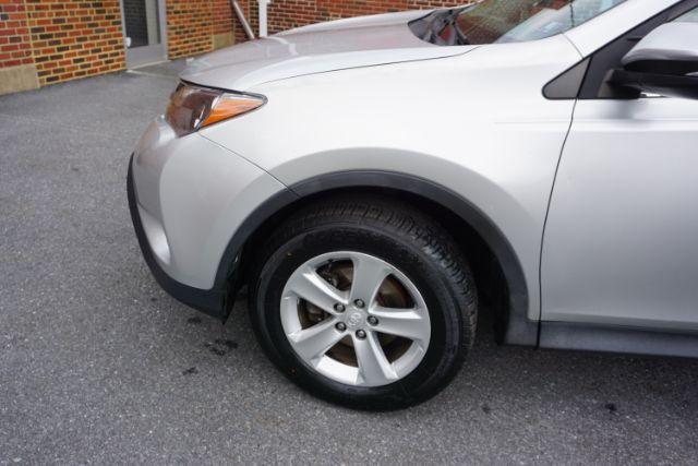 2013 Magnetic Gray Pearl /Black Toyota RAV4 XLE (2T3RFREV2DW) with an 2.5L I-4 DOHC engine, located at 312 Centre Ave, Schuylkill Haven, PA, 17972, (570) 593-5278, 40.638130, -76.177383 - Photo#4