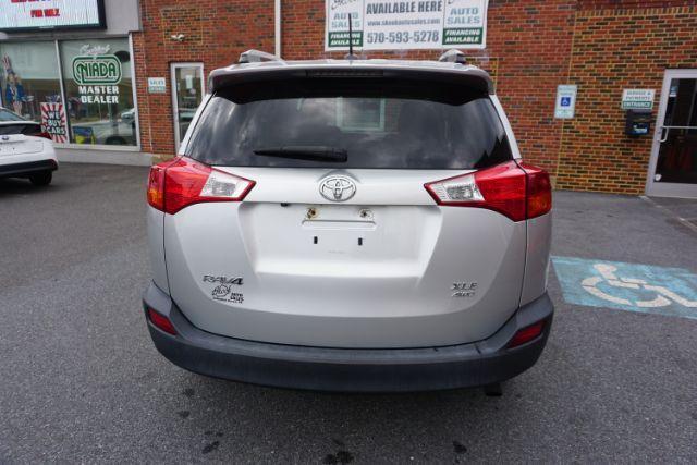 2013 Magnetic Gray Pearl /Black Toyota RAV4 XLE (2T3RFREV2DW) with an 2.5L I-4 DOHC engine, located at 312 Centre Ave, Schuylkill Haven, PA, 17972, (570) 593-5278, 40.638130, -76.177383 - Photo#11