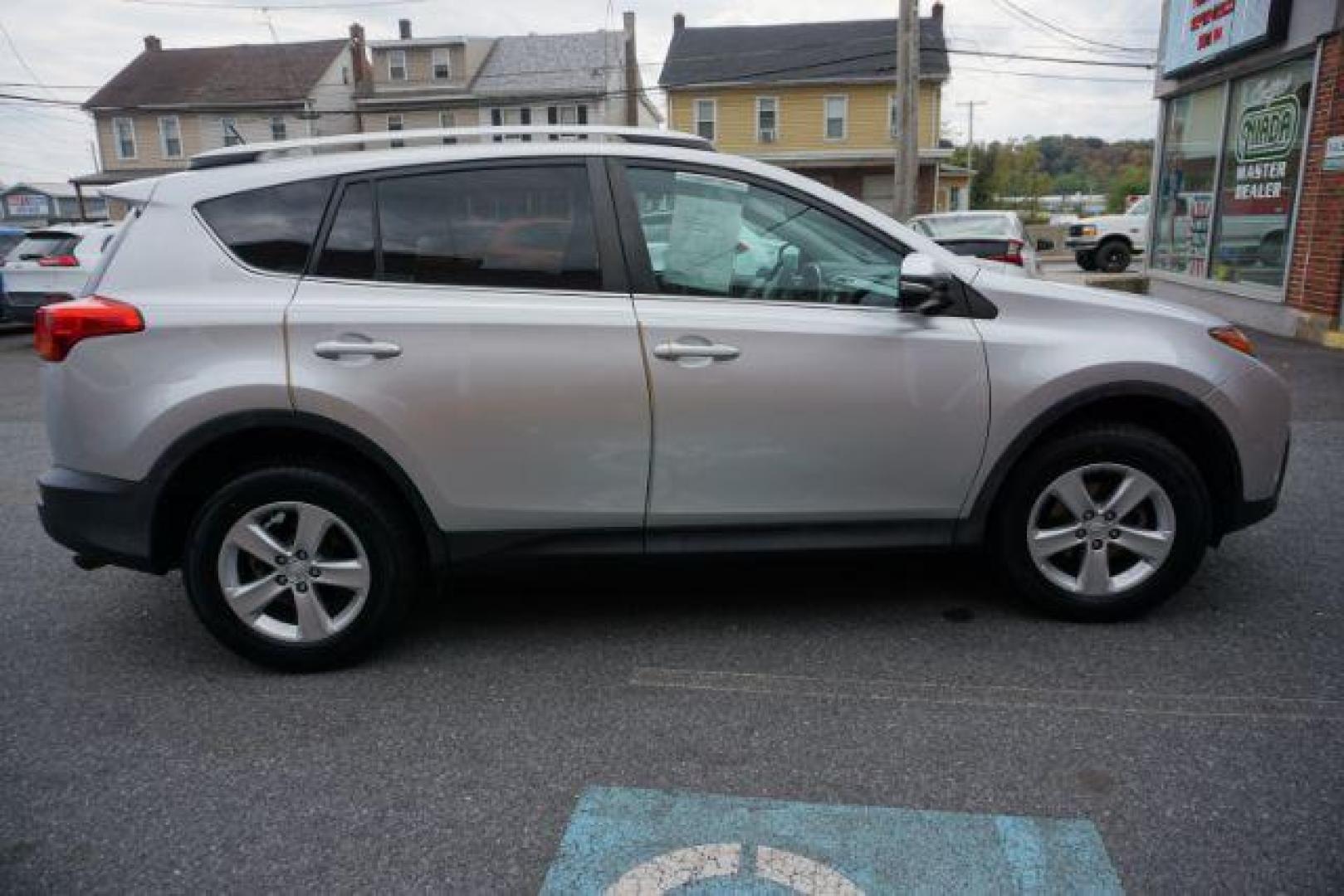 2013 Magnetic Gray Pearl /Black Toyota RAV4 XLE (2T3RFREV2DW) with an 2.5L I-4 DOHC engine, located at 312 Centre Ave, Schuylkill Haven, PA, 17972, (570) 593-5278, 40.638130, -76.177383 - Photo#13