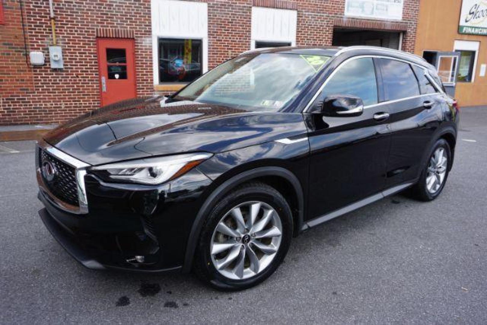 2020 Black Obsidian /Graphite INFINITI QX50 LUXE AWD (3PCAJ5M31LF) with an VC-Turbo 2L I-4 port/direct injection engine, located at 312 Centre Ave, Schuylkill Haven, PA, 17972, (570) 593-5278, 40.638130, -76.177383 - Photo#2