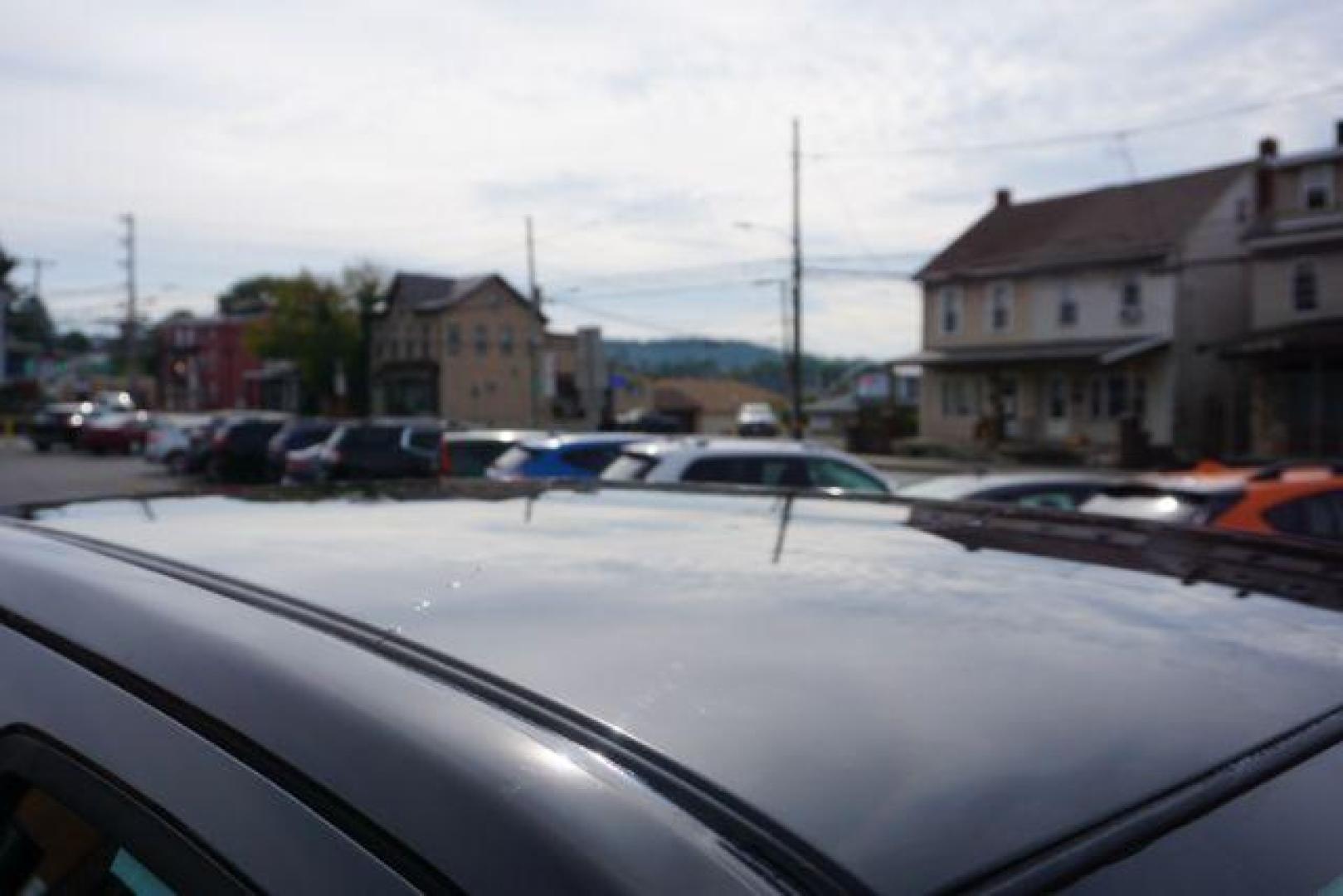 2010 Super Black /Graphite Nissan Frontier SE (1N6AD0CW1AC) with an VQ 4L V-6 DOHC engine, located at 312 Centre Ave, Schuylkill Haven, PA, 17972, (570) 593-5278, 40.638130, -76.177383 - Photo#16