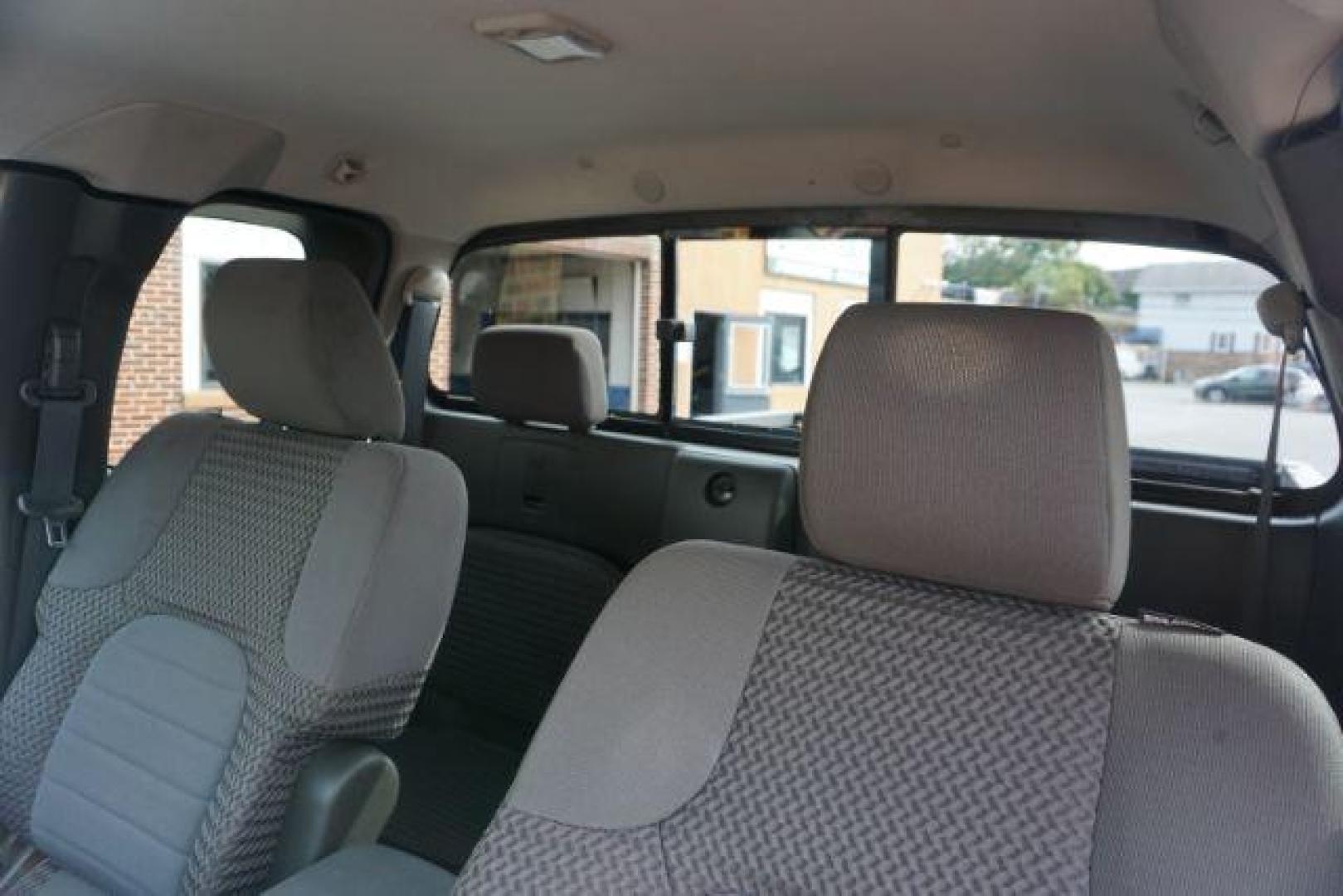 2010 Super Black /Graphite Nissan Frontier SE (1N6AD0CW1AC) with an VQ 4L V-6 DOHC engine, located at 312 Centre Ave, Schuylkill Haven, PA, 17972, (570) 593-5278, 40.638130, -76.177383 - Photo#19