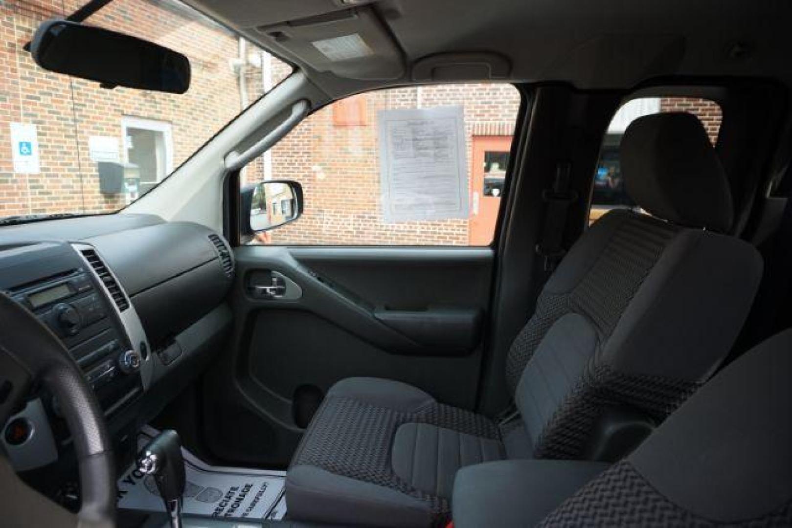 2010 Super Black /Graphite Nissan Frontier SE (1N6AD0CW1AC) with an VQ 4L V-6 DOHC engine, located at 312 Centre Ave, Schuylkill Haven, PA, 17972, (570) 593-5278, 40.638130, -76.177383 - Photo#20