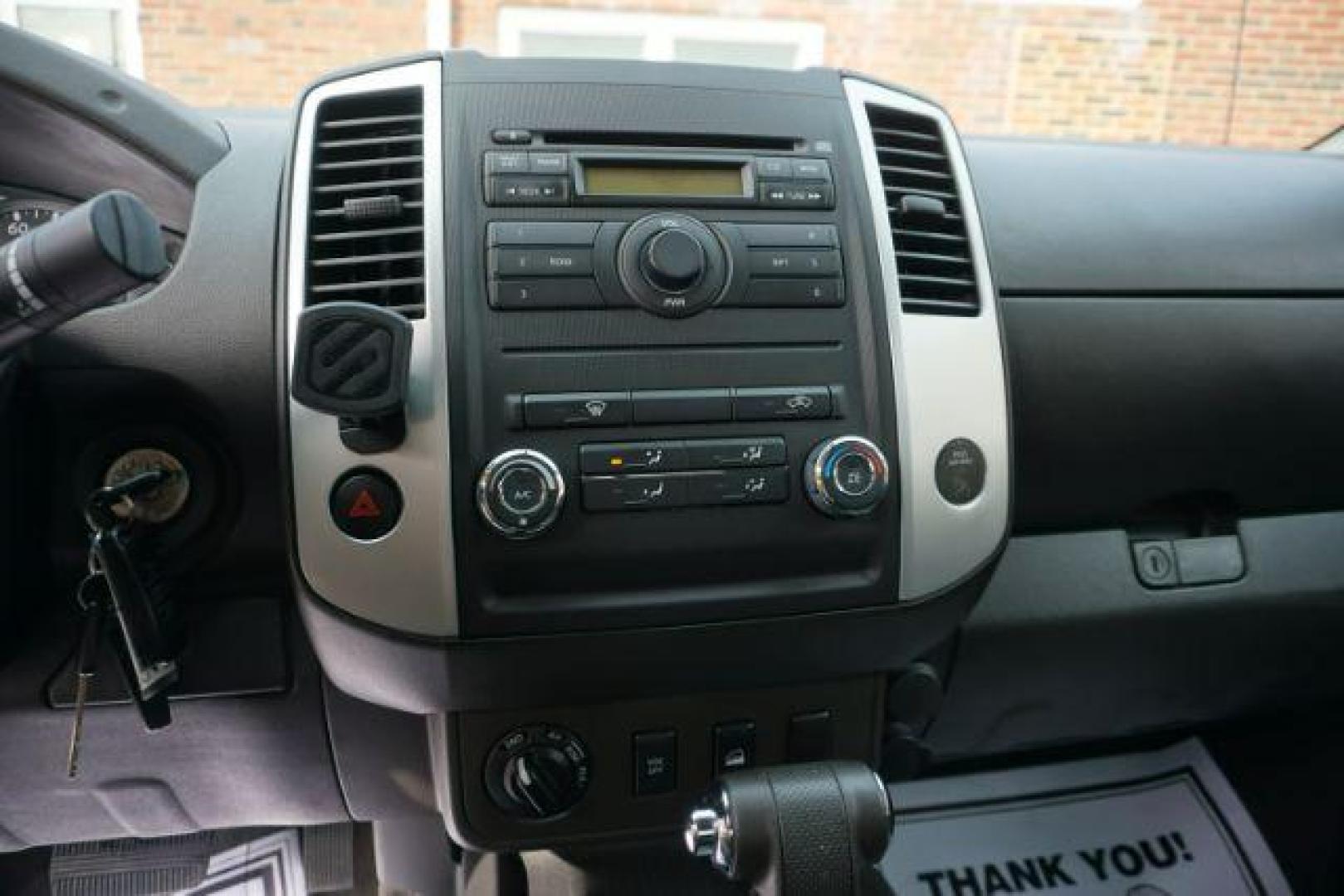 2010 Super Black /Graphite Nissan Frontier SE (1N6AD0CW1AC) with an VQ 4L V-6 DOHC engine, located at 312 Centre Ave, Schuylkill Haven, PA, 17972, (570) 593-5278, 40.638130, -76.177383 - Photo#21