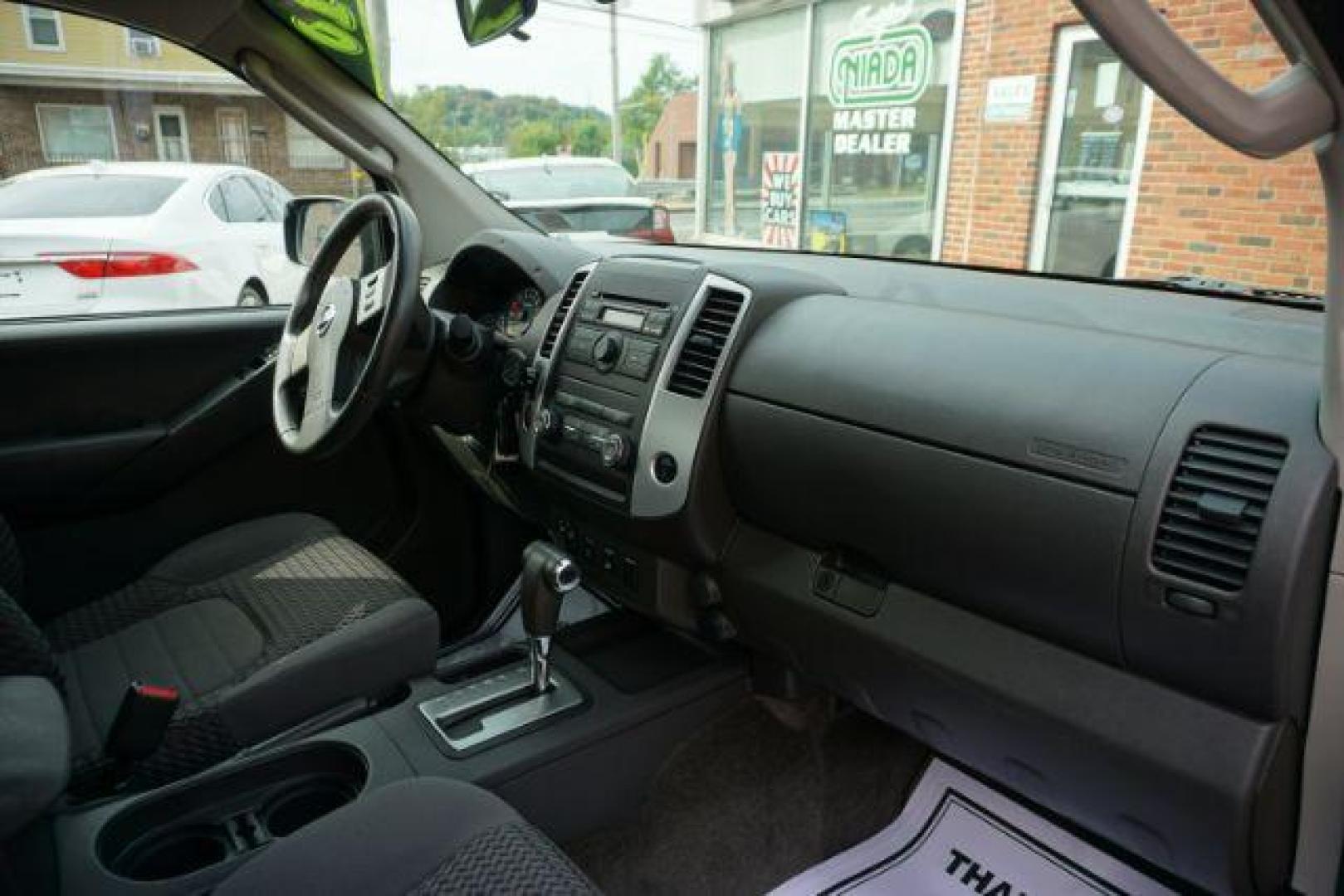 2010 Super Black /Graphite Nissan Frontier SE (1N6AD0CW1AC) with an VQ 4L V-6 DOHC engine, located at 312 Centre Ave, Schuylkill Haven, PA, 17972, (570) 593-5278, 40.638130, -76.177383 - Photo#30