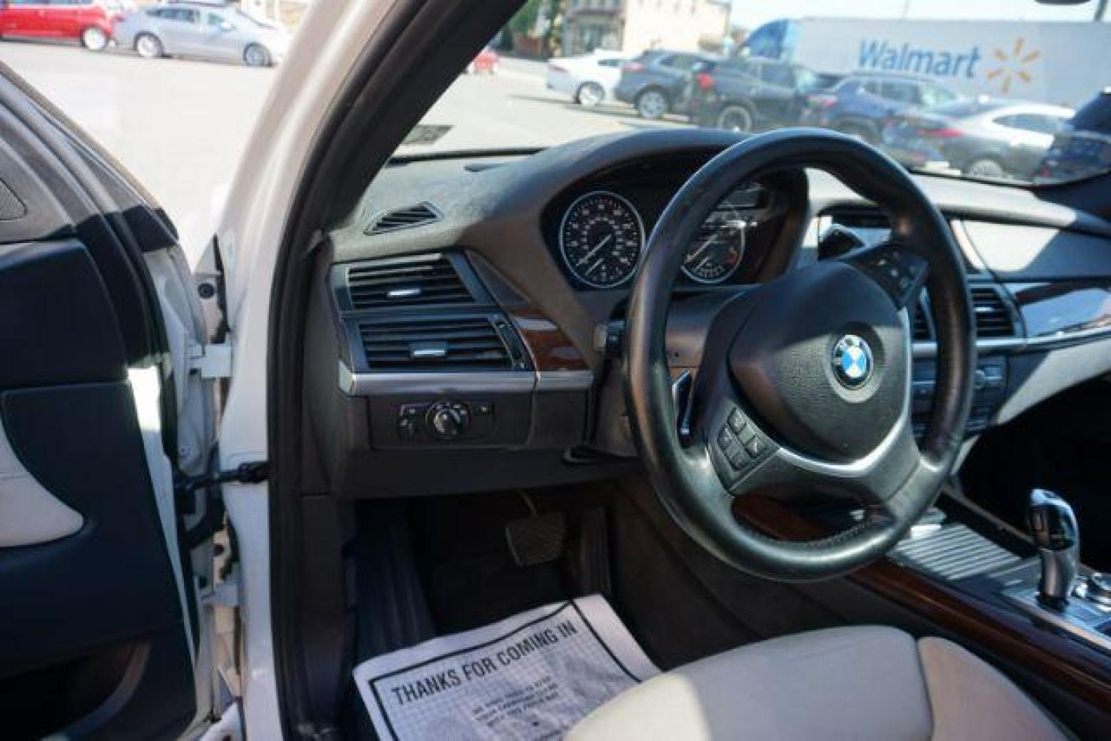 2012 Alpine White /Sand Beige BMW X5 xDrive50i (5UXZV8C59CL) with an 4.4L V-8 gasoline direct injection engine, located at 312 Centre Ave, Schuylkill Haven, PA, 17972, (570) 593-5278, 40.638130, -76.177383 - Photo#22