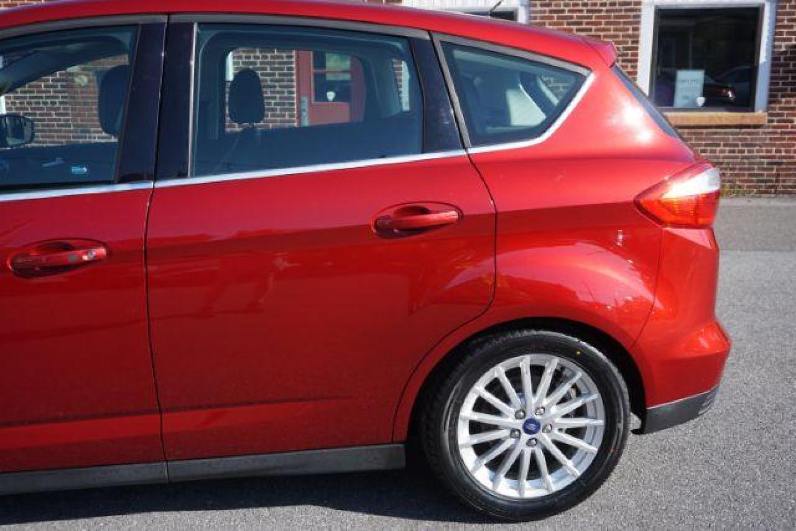 2013 Ruby Red Metallic Tinted Clearcoat /Charcoal Black Ford C-Max Hybrid SEL (1FADP5BU9DL) with an 2L I-4 DOHC engine, located at 312 Centre Ave, Schuylkill Haven, PA, 17972, (570) 593-5278, 40.638130, -76.177383 - Photo#5
