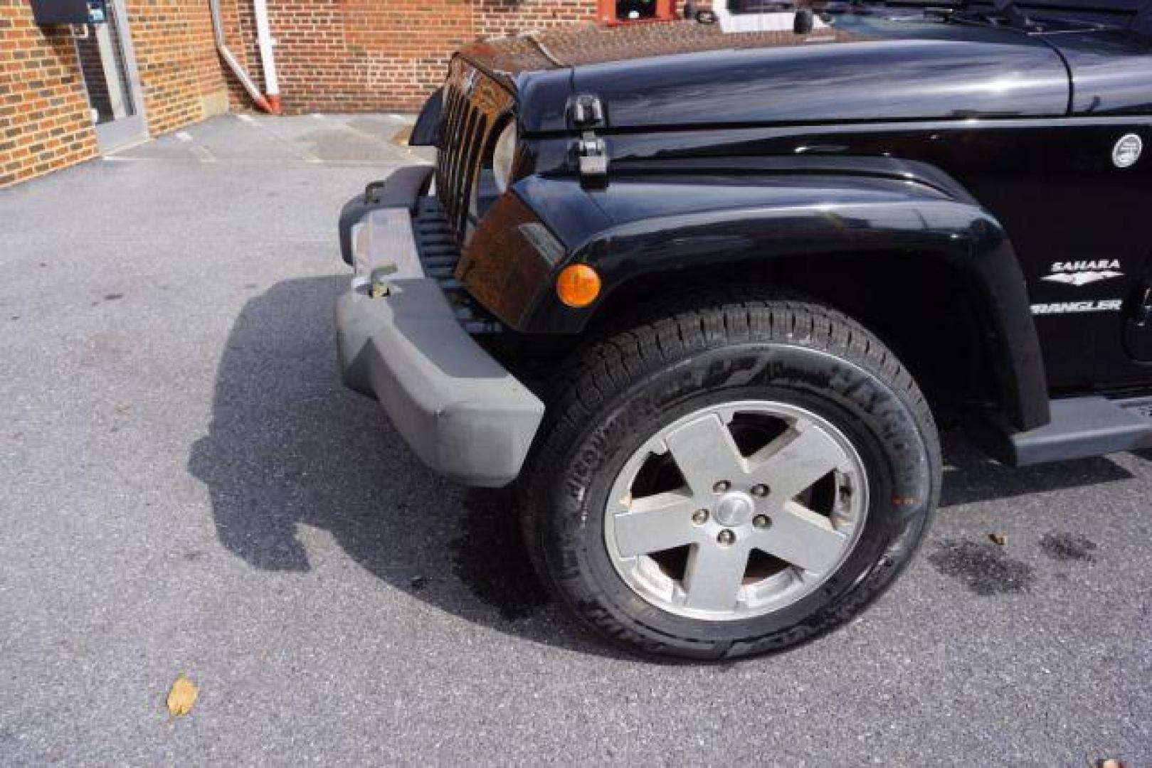 2010 Black Clearcoat/Black Soft Top /Dark Khaki/Medium Khaki Jeep Wrangler Sahara (1J4GA5D10AL) with an 3.8L V-6 regular unleaded engine, located at 312 Centre Ave, Schuylkill Haven, PA, 17972, (570) 593-5278, 40.638130, -76.177383 - Photo#3