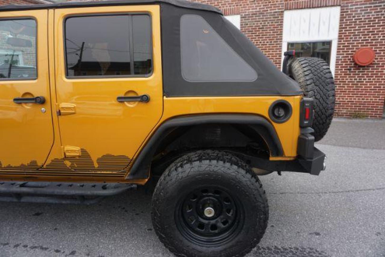 2014 Anvil Clear Coat /Dark Saddle/Black Jeep Wrangler Unlimited Rubicon (1C4BJWFG5EL) with an 3.6L V-6 DOHC engine, located at 312 Centre Ave, Schuylkill Haven, PA, 17972, (570) 593-5278, 40.638130, -76.177383 - Photo#8