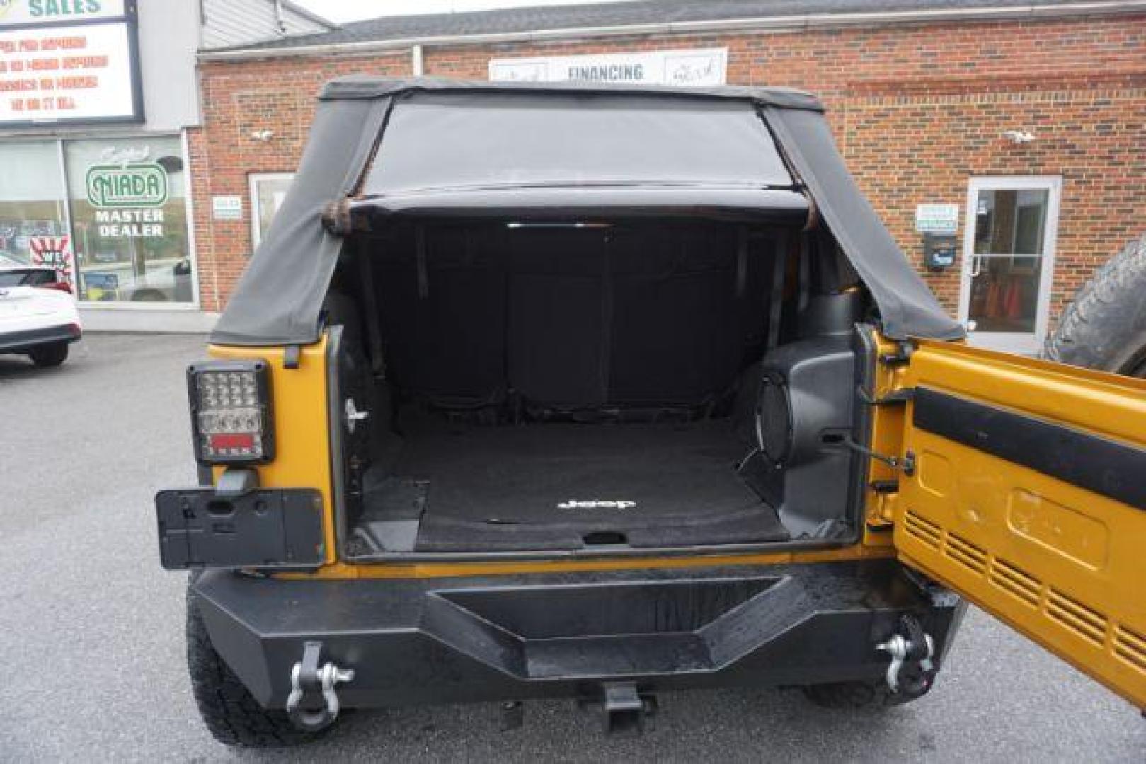 2014 Anvil Clear Coat /Dark Saddle/Black Jeep Wrangler Unlimited Rubicon (1C4BJWFG5EL) with an 3.6L V-6 DOHC engine, located at 312 Centre Ave, Schuylkill Haven, PA, 17972, (570) 593-5278, 40.638130, -76.177383 - Photo#36